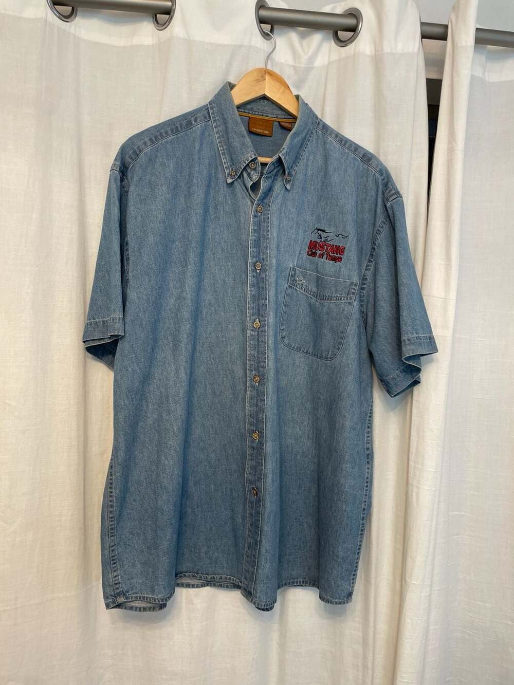 Harriton Mustang Club of Tampa Embroidered Blue Denim Short Sleeve Button Down S